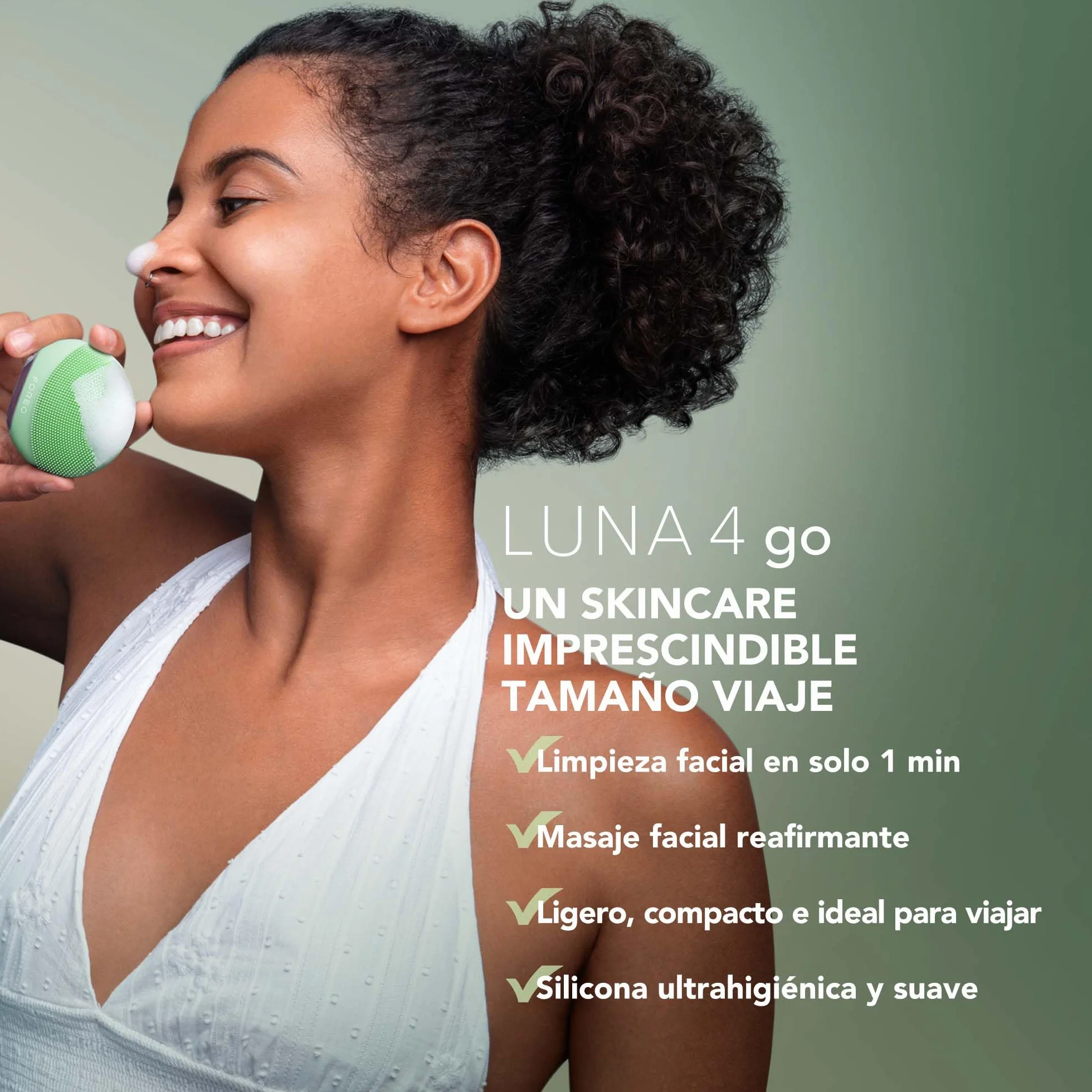 FOREO LUNA 4 go Cepillo de limpieza facial y masajeador reafirmante