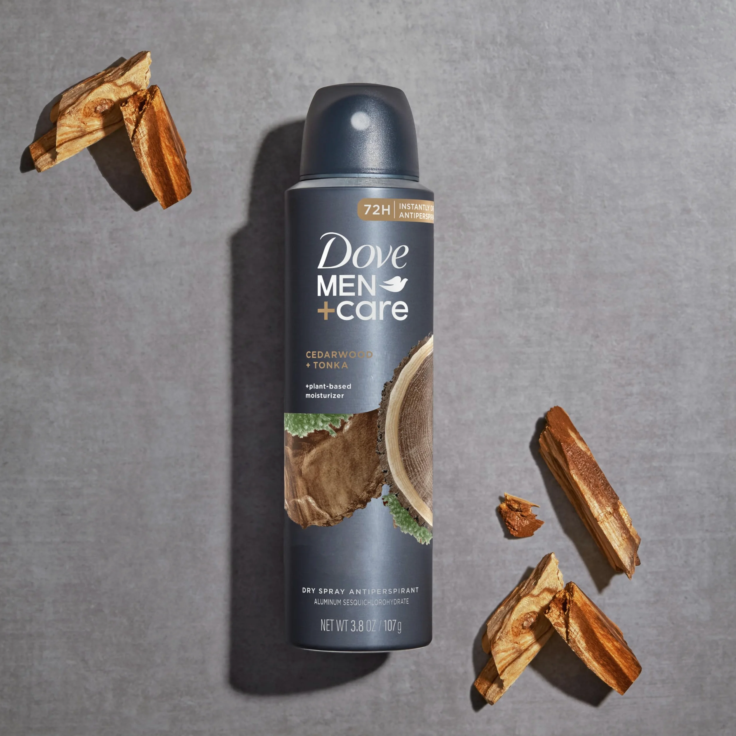 Dove Men+Care - Desodorante estimulante antitranspirante en aerosol seco, madera de cedro y frijoles tonka, 4 unidades, 48 horas, desodorante de protección contra olores para hombres, hidratante a