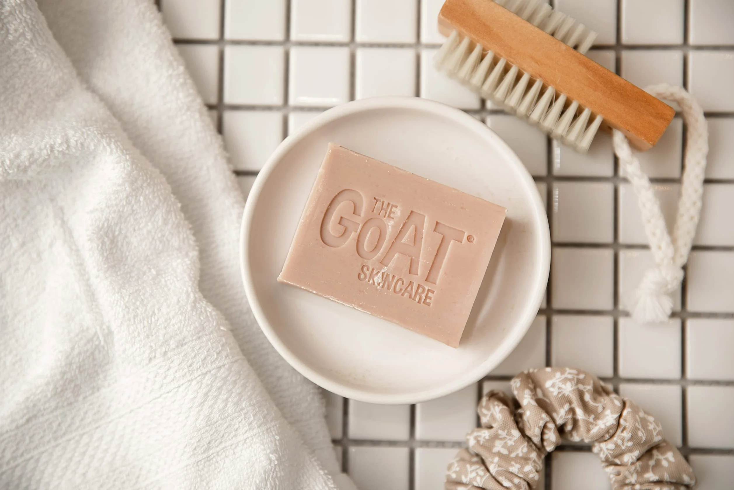 SKINCARE SOAP BAR WITH MANUKA HONEY