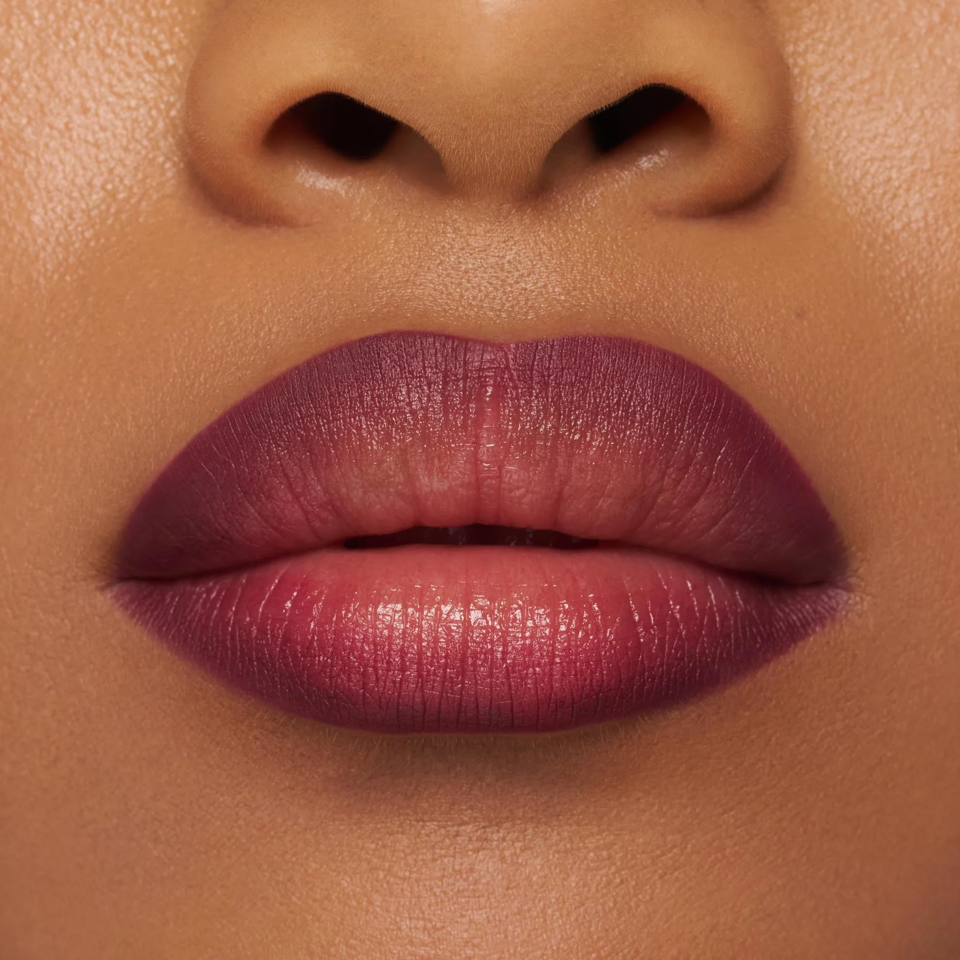 Essence 8h MATTE comfort perfilador de labios larga duración mate 0.3g