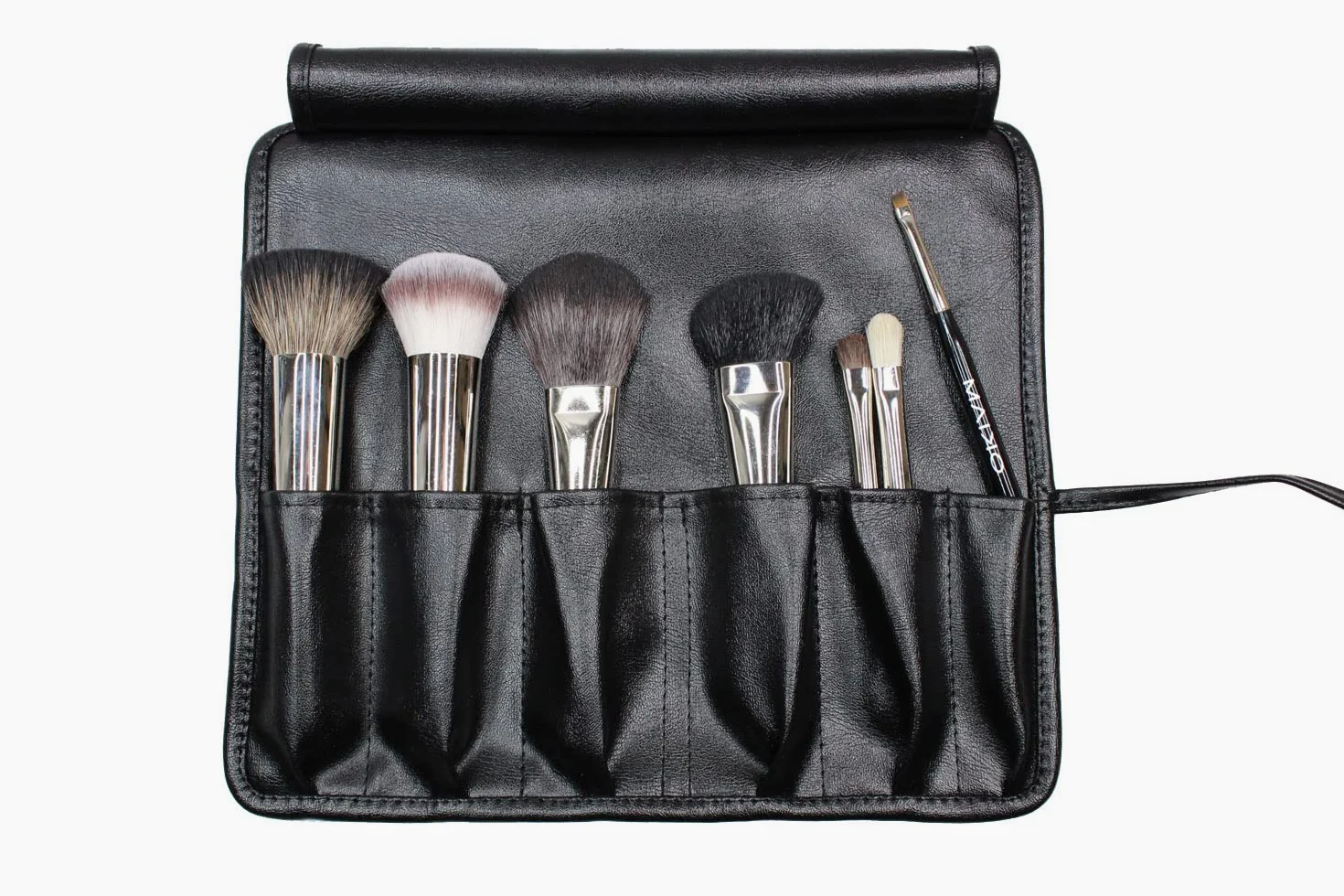 Set 7 brochas Pocket y manta MAIKO