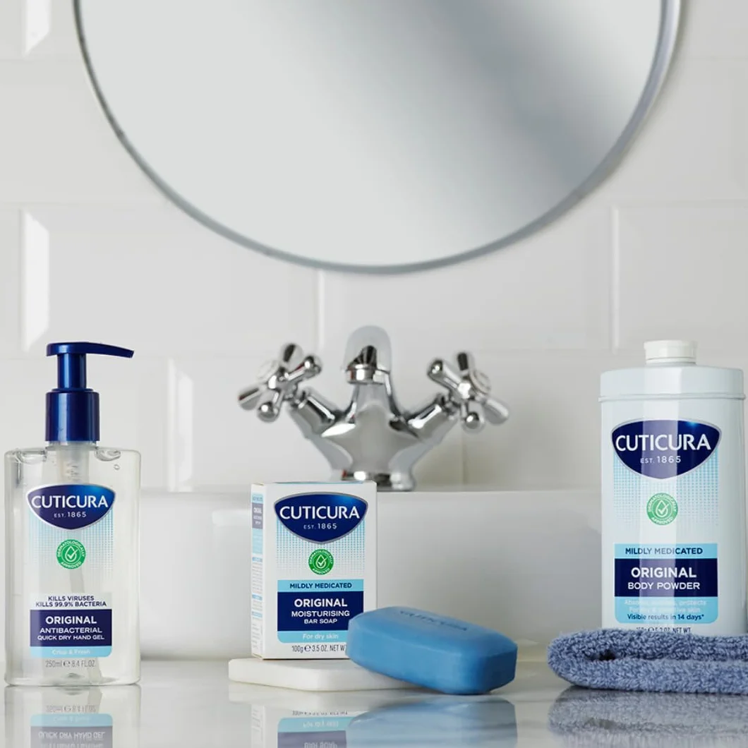 CUTICURA Polvo corporal medicado 250 g higiene personal control sudor prevención rozaduras alivio picazón