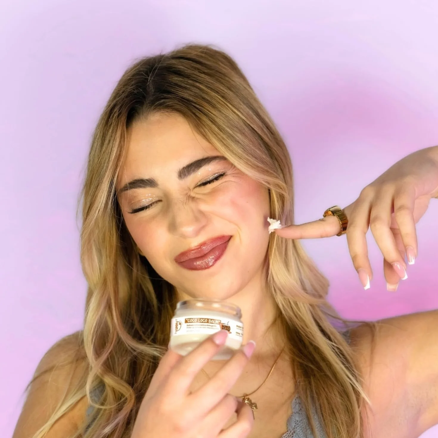 Bálsamo facial desmaquillante y limpiador con coco puro, aceite de almendras y manteca de karité