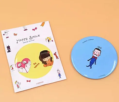 Espejo Maquillaje Pequeño para Bolso con Diseño de Dibujos Variados