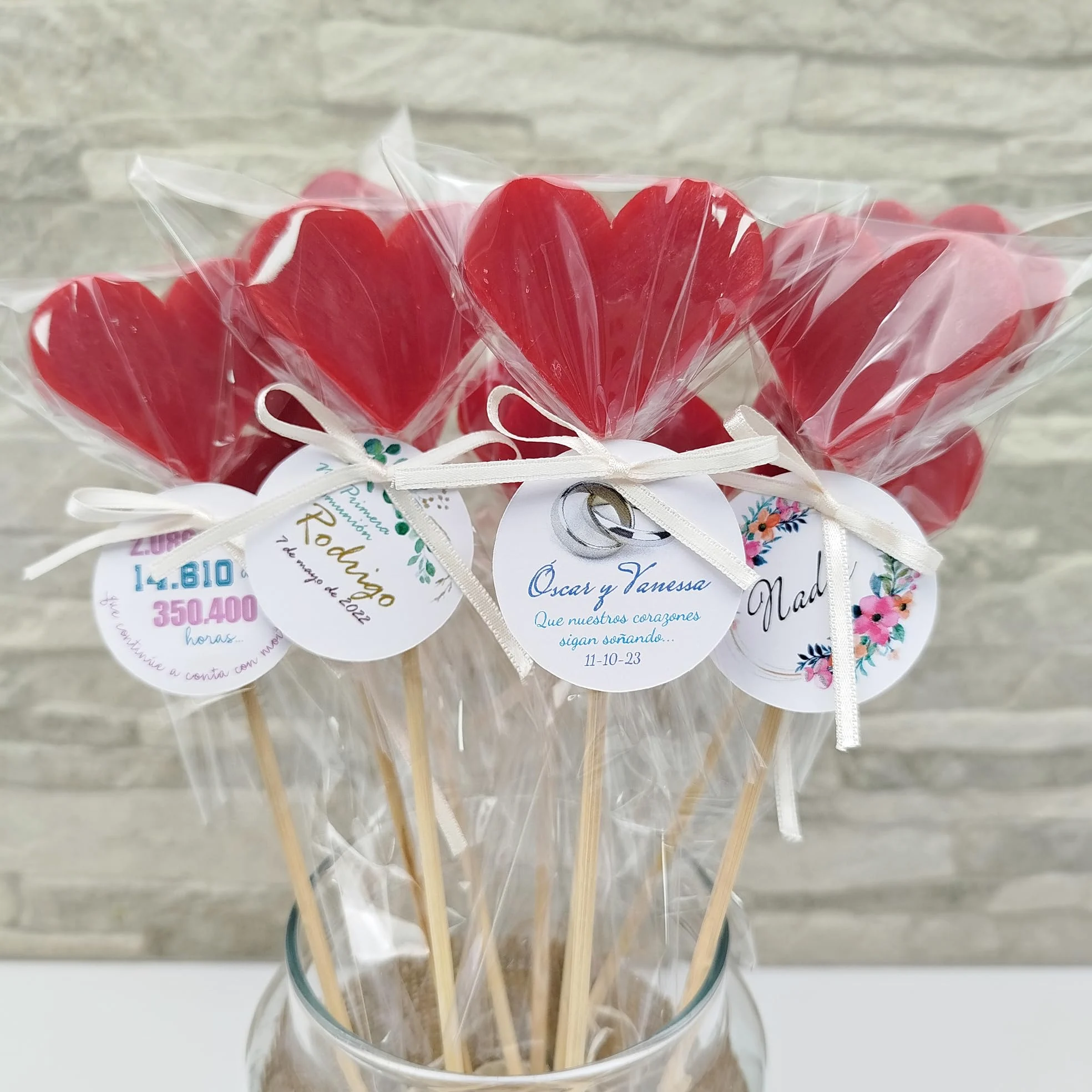 Detalles para bautizo, comunión, cumpleaños - Piruleta de jabón aromático en forma de corazón - Regalo original para eventos - Pack especial 35 uds. para regalo a invitados - Aroma: Frambuesa