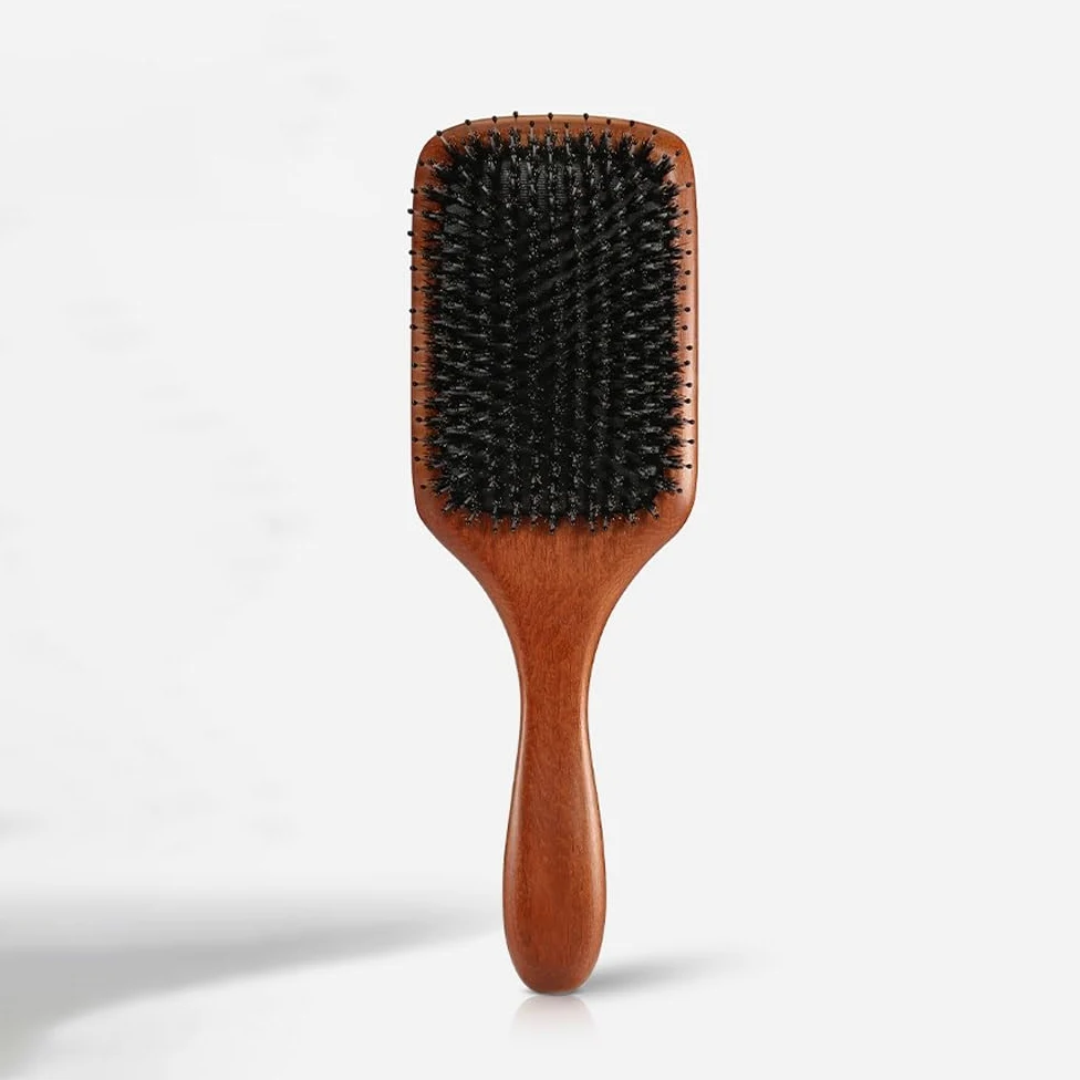 Cepillo de pelo de cerdas de jabalí para mujeres y hombres, cepillo de cerdas naturales suaves para cabello fino y fino, restaura el brillo y la textura