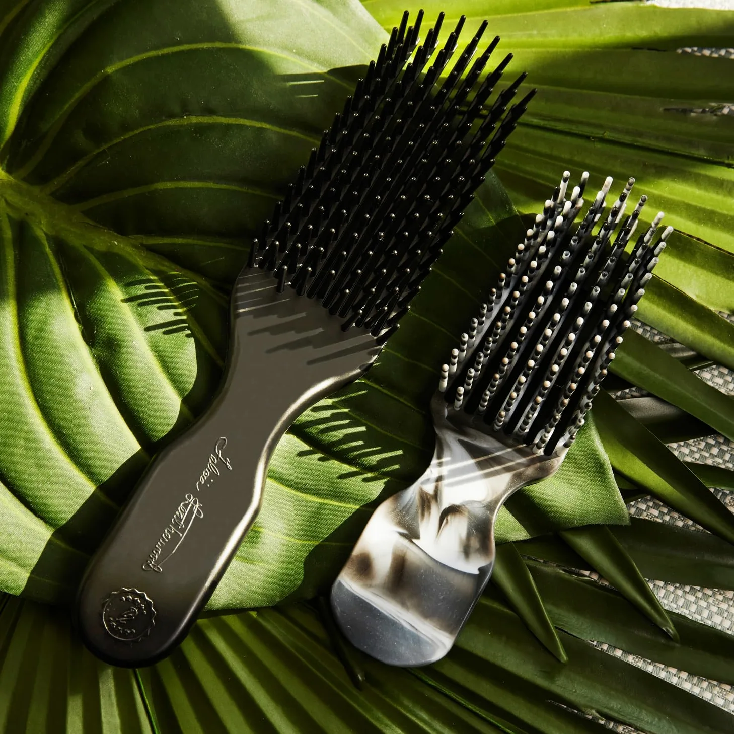 Felicia Leatherwood Cepillo desenredante, para cabello kinky, rizado, ondulado 4c o liso, domina tus enredos y suaviza tus rizos, sin dolor, para todas las edades, negro
