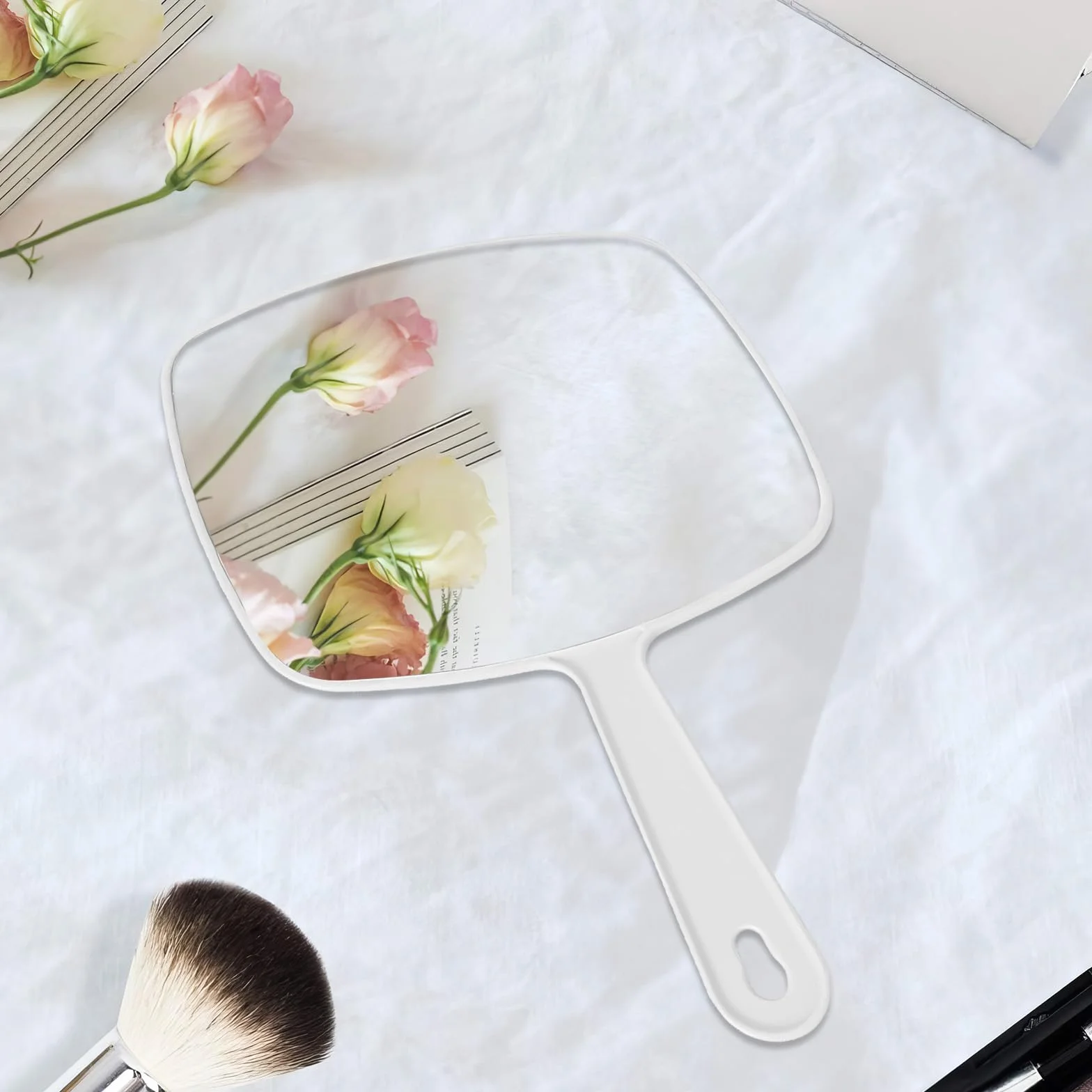 Espejo de Mano Profesional con Mango Ergonómico para Maquillaje y Afeitado