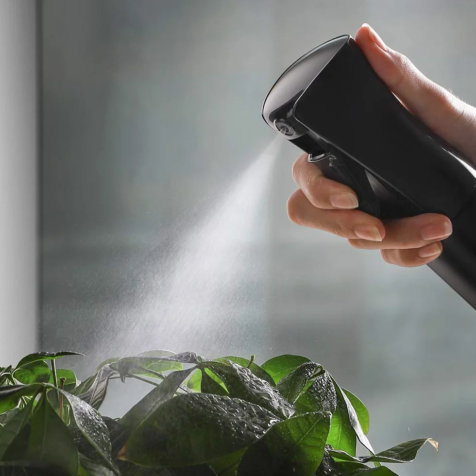 Botella Pulverizador Agua 160ML Negro Recargable 360° Gatillo Ergonómico para Cabello Rizado Peluquería