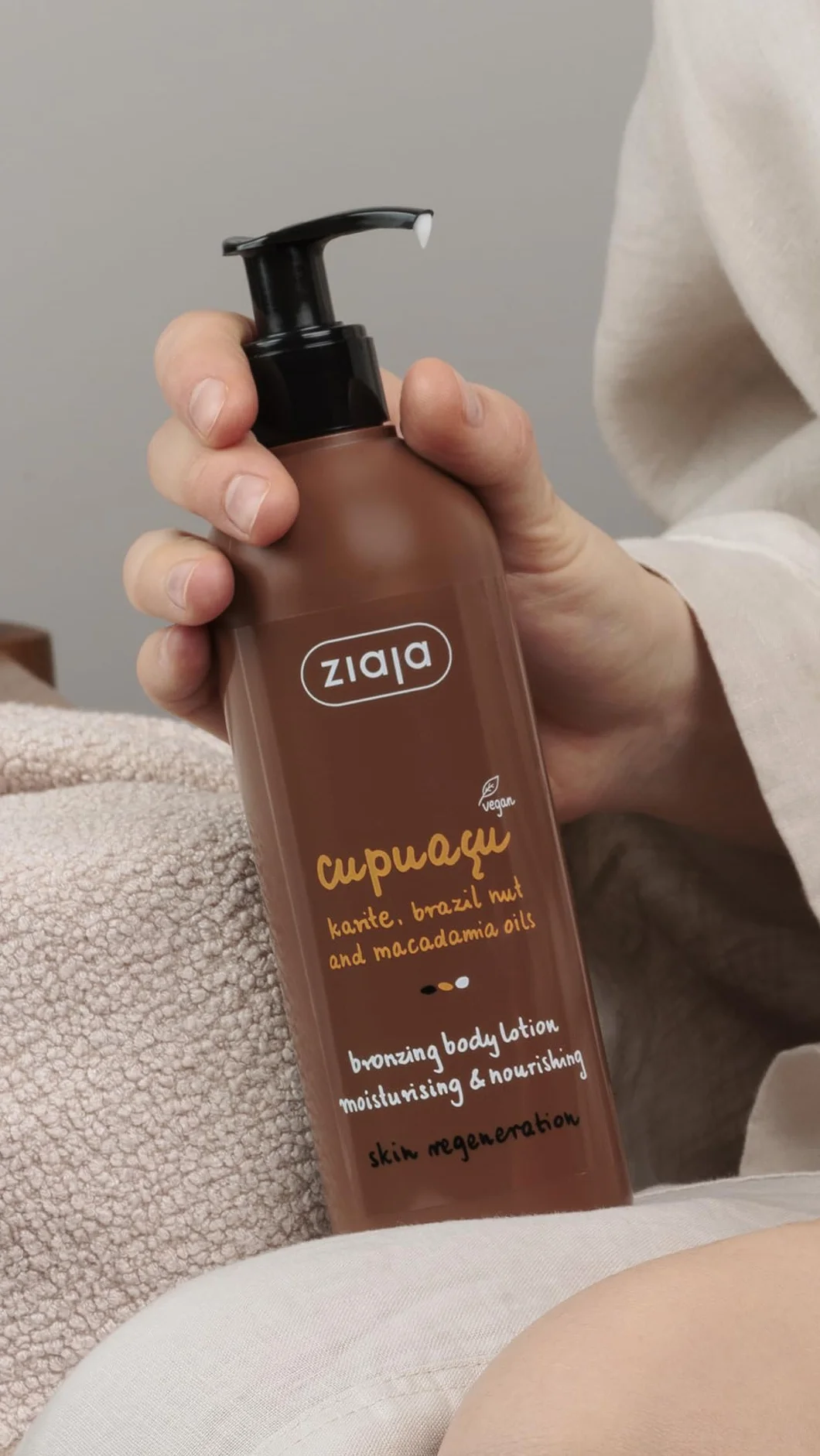 Ziaja Cupuazú Loción Corporal Bronceadora 300 ml