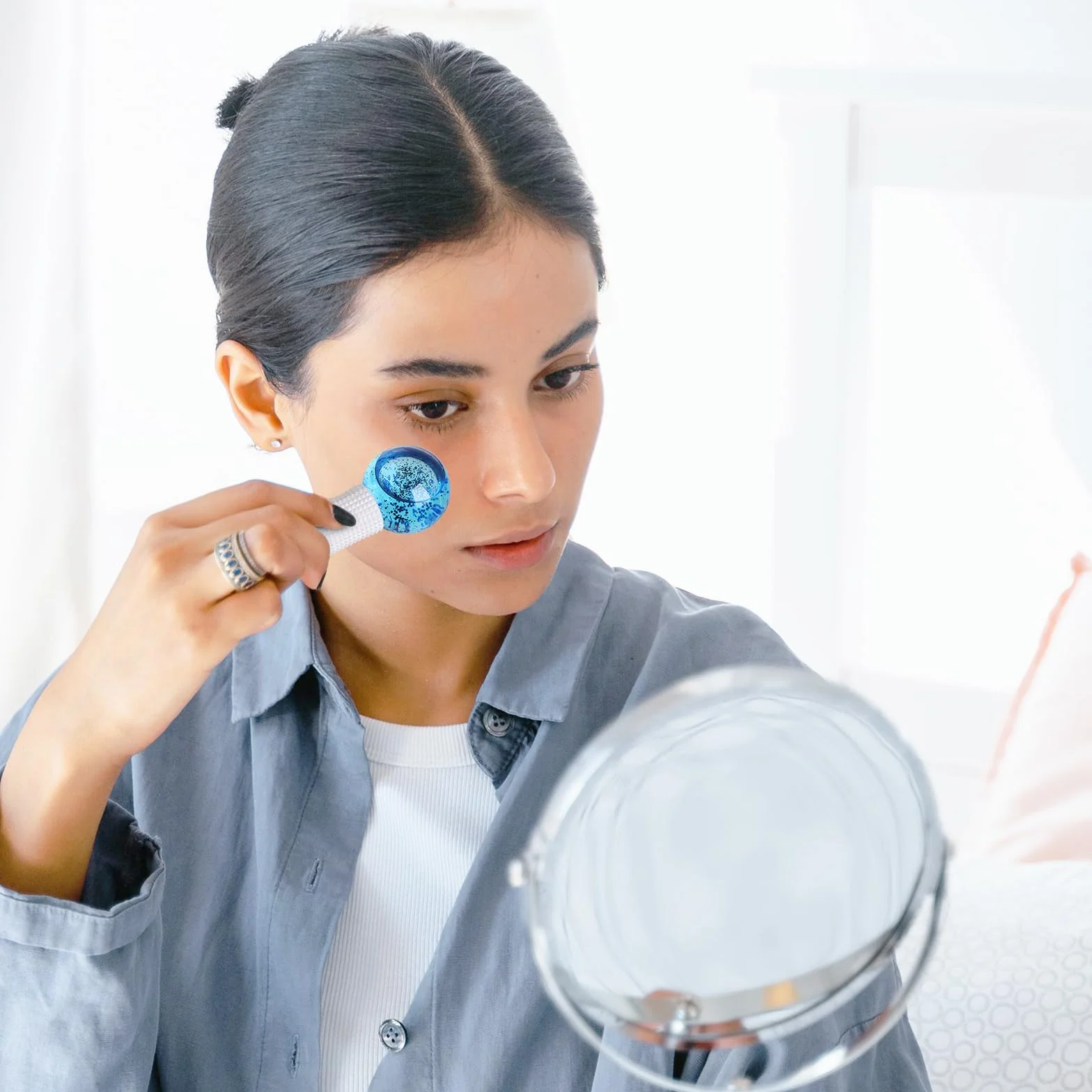 GeeRic 2 Un Rodillo Facial Ice Globes Masaje de Hielo Bola Belleza Facial Masajeadores Piel Fría Hinchazón Ojeras Rosa