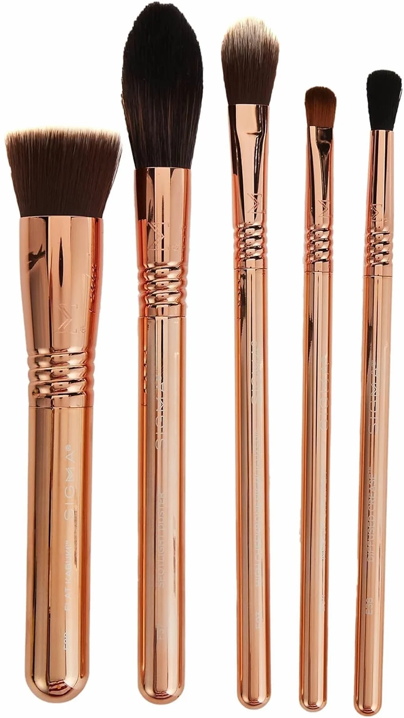Sigma Beauty Iconic - Juego de 5 brochas de maquillaje y bolsa de maquillaje